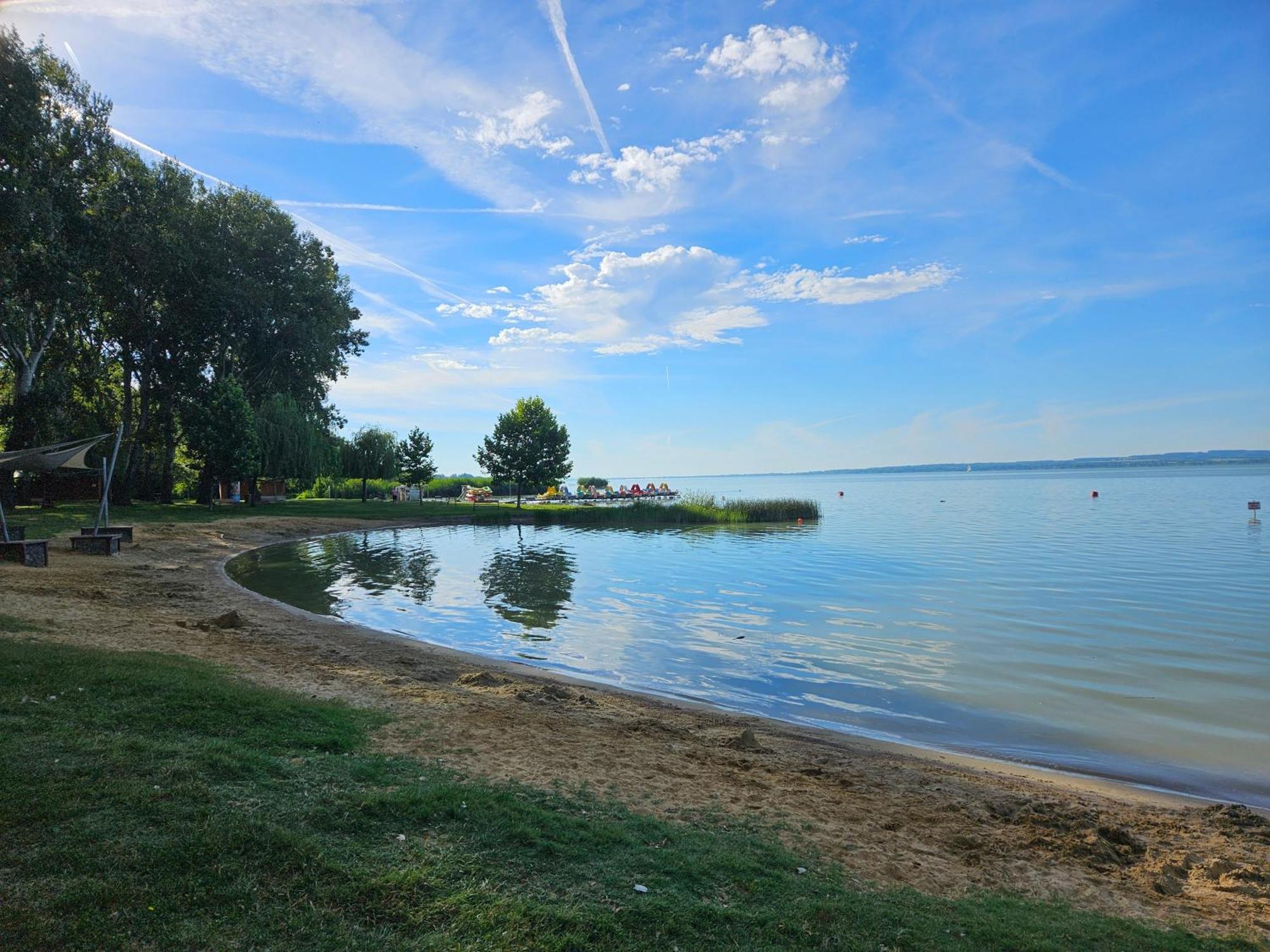 Villa Strokay - Few Minutes Walk From Lake Balaton Kestel Dış mekan fotoğraf